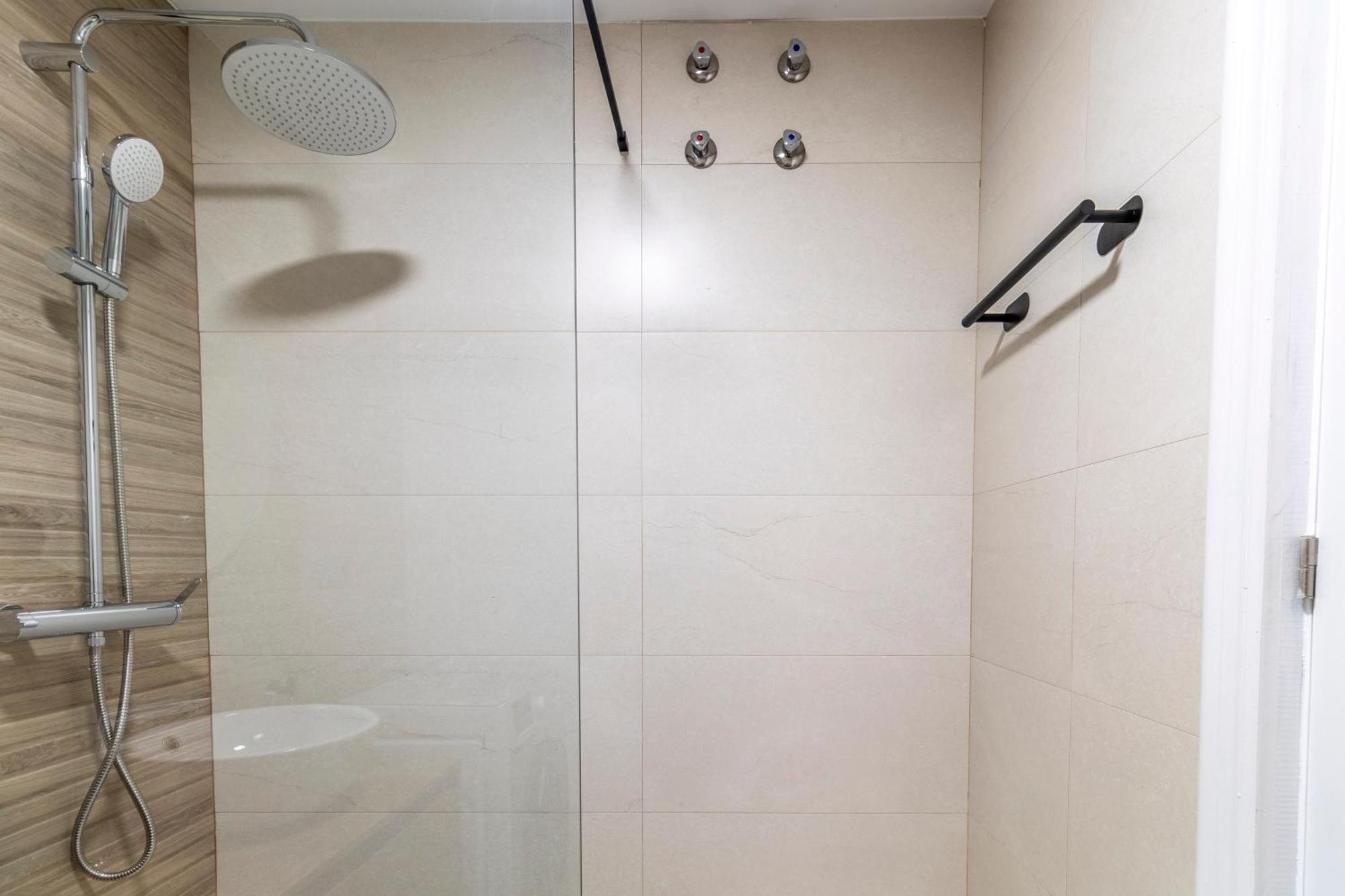 Rentitspain Moderno Apartamento Calaverde Frente Al Mar Salobreña Zewnętrze zdjęcie