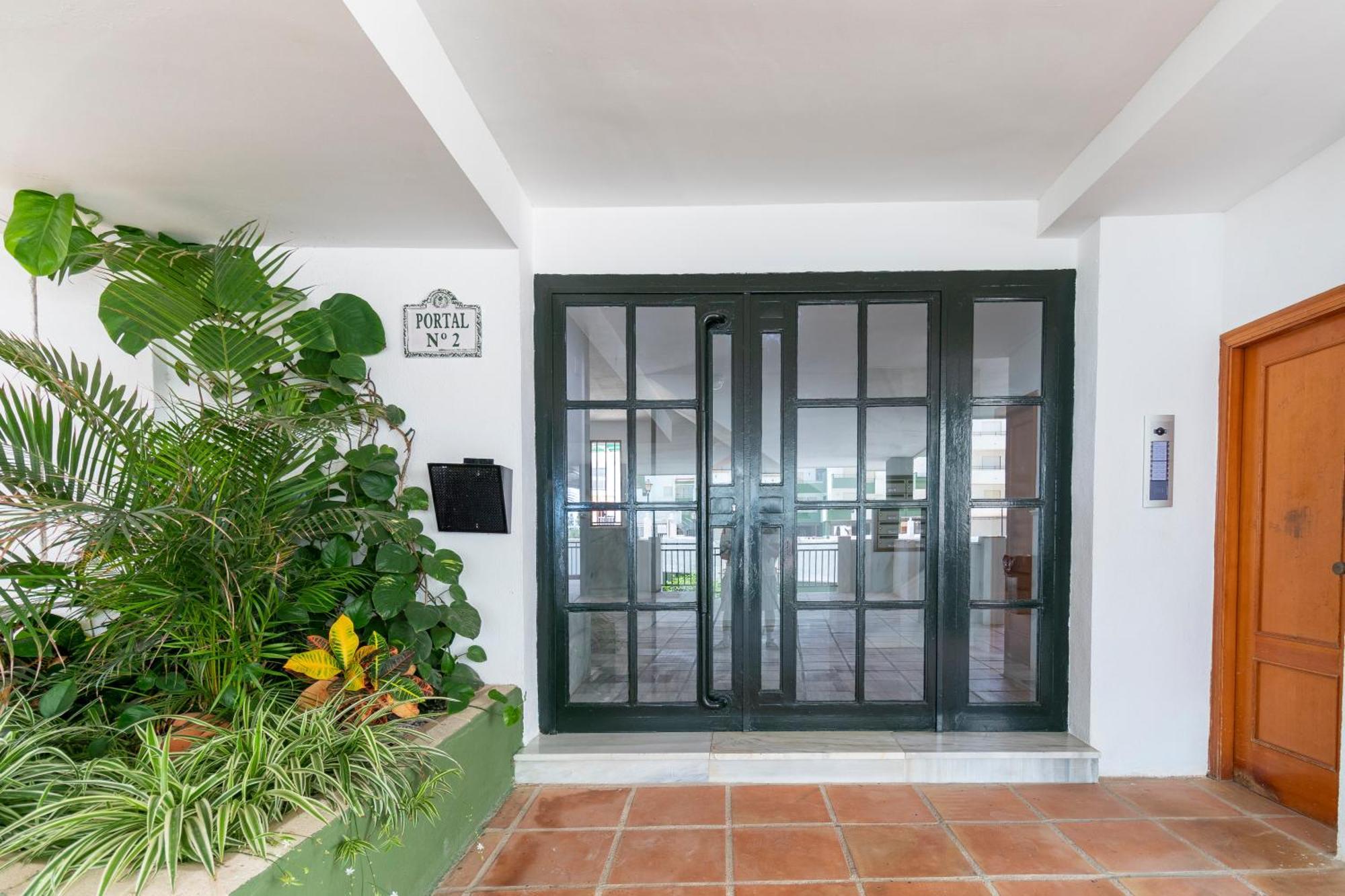 Rentitspain Moderno Apartamento Calaverde Frente Al Mar Salobreña Zewnętrze zdjęcie